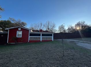 8113 Tinsley Ln, White Settlement, TX 76108