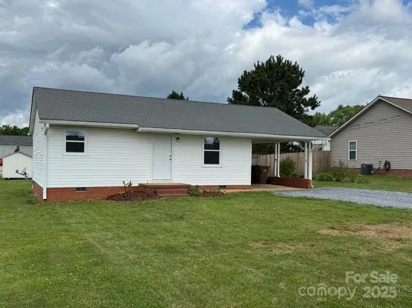 2109 Boggs St, Lincolnton, NC 28092