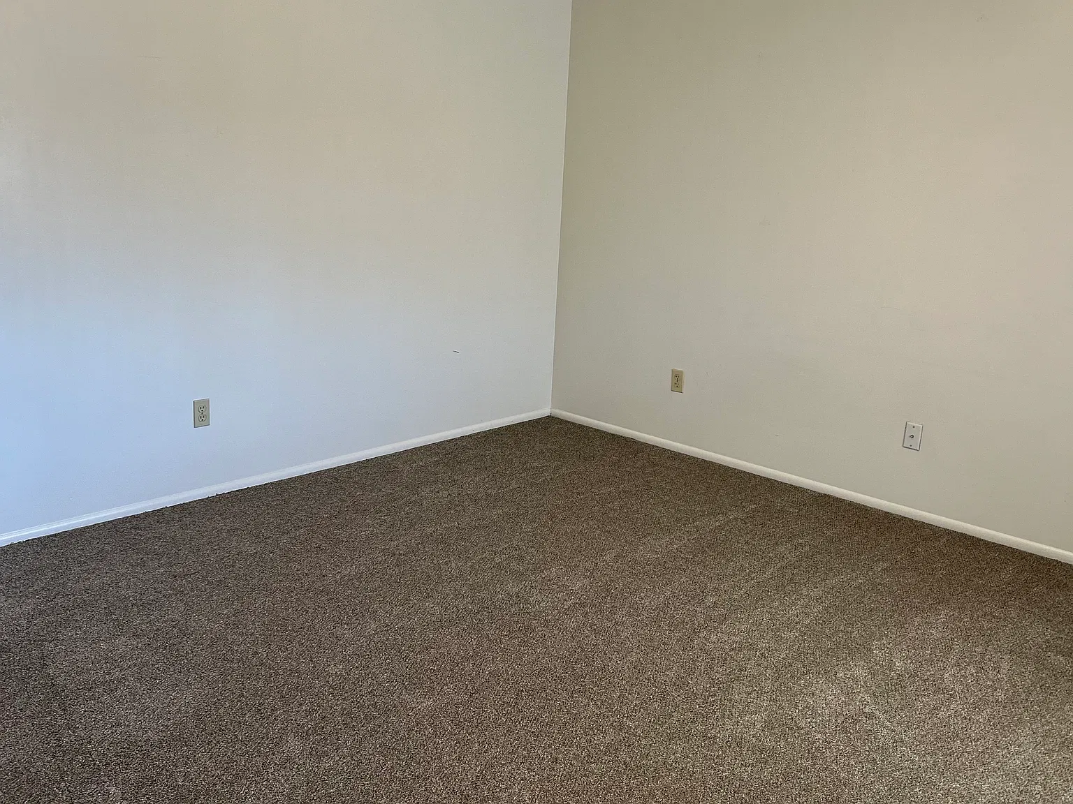 2 bed, $1,210 — Photo 2