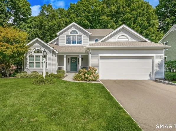 13 Wilton Hills #13, Wilton, CT 06897