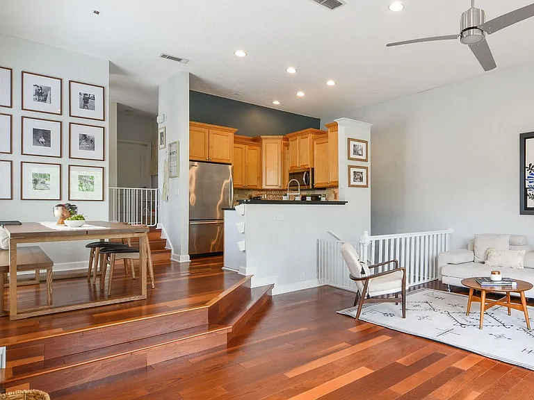 617 Tropical Breeze Way — Photo 7