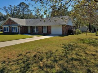 2206 Salem Dr E, Beaufort, SC 29902