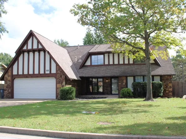 8813 S 71st East Ave E, Tulsa, OK 74133