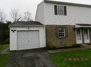 1882 Pineview Dr, York, PA