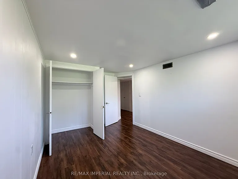 52 Yongehurst Rd #2 — Photo 7