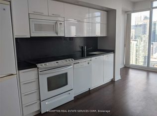 25 Capreol Ct #4002, Toronto, ON M5V 3Z7