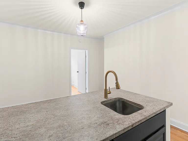 210 E 84th St #2A — Photo 18