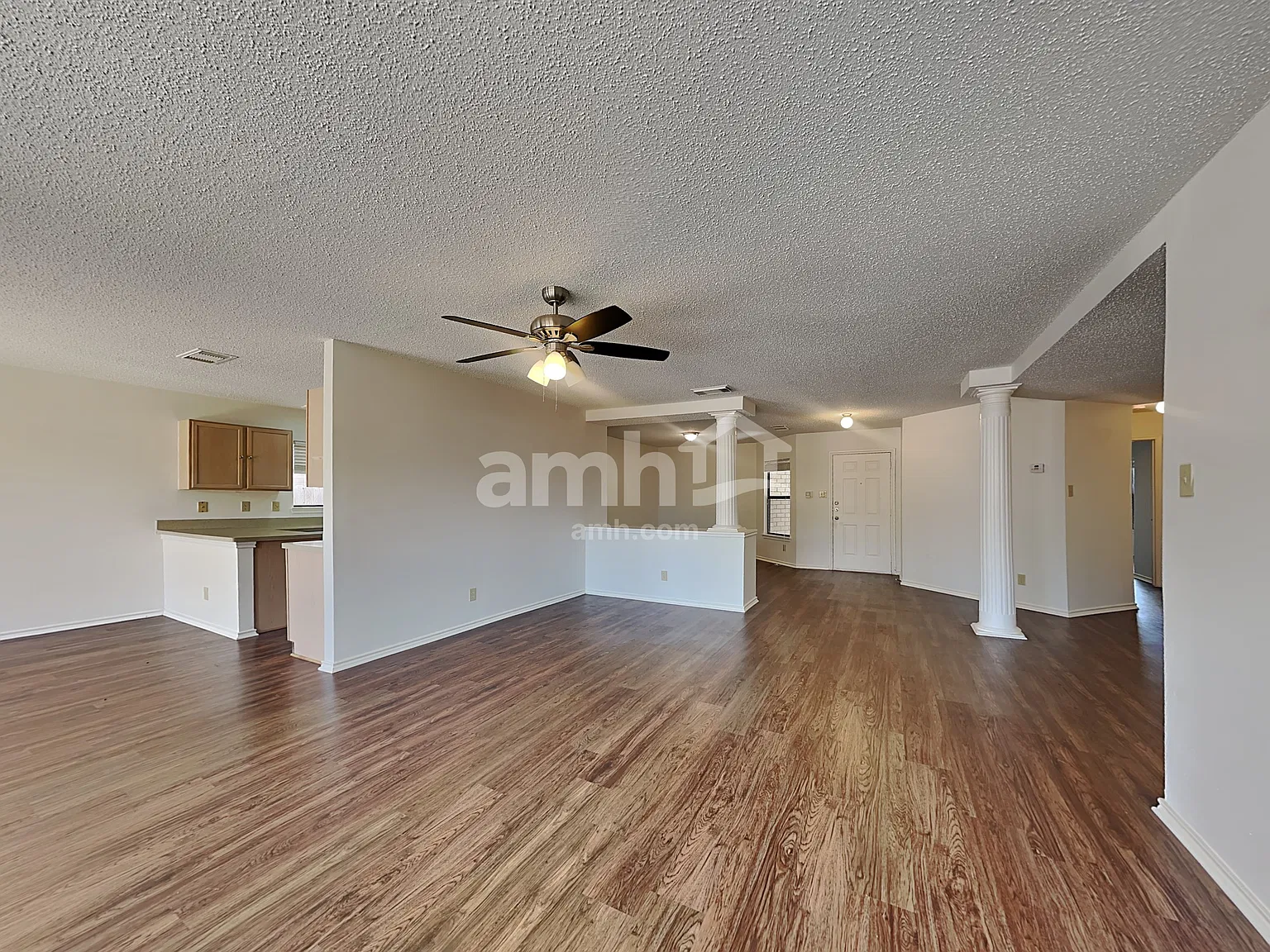 3 bed, 2.0 bath, 1893 sqft, $1,835 — Photo 4