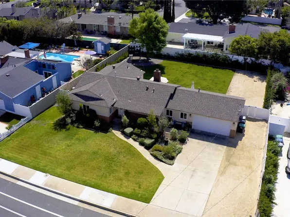 18762 Dodge Ave, Santa Ana, CA 92705
