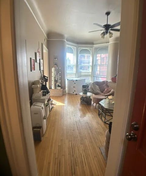 1516 E Brady St #1 — Photo 1