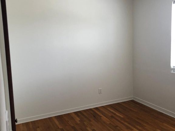 4th image of 3001 Bagley Ave #3001