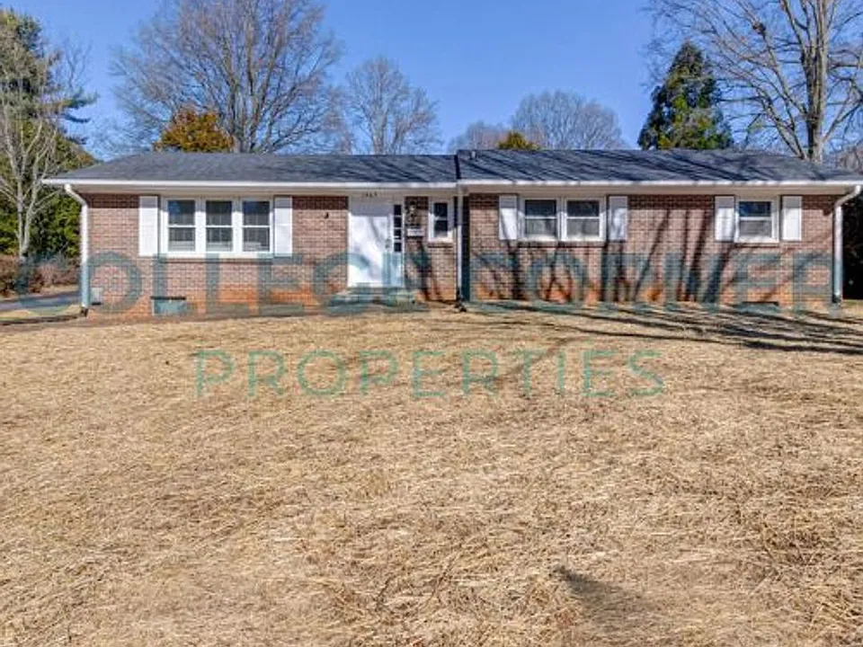 1465 Brookwood Dr