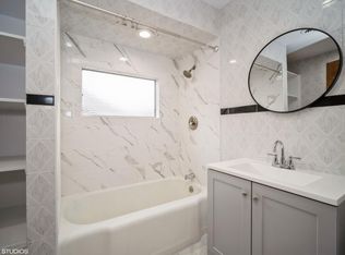 1739 Jefferson Ave, Glenview, IL 60025