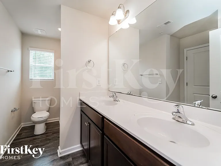 2035 Cypress Village Dr NW — Photo 14