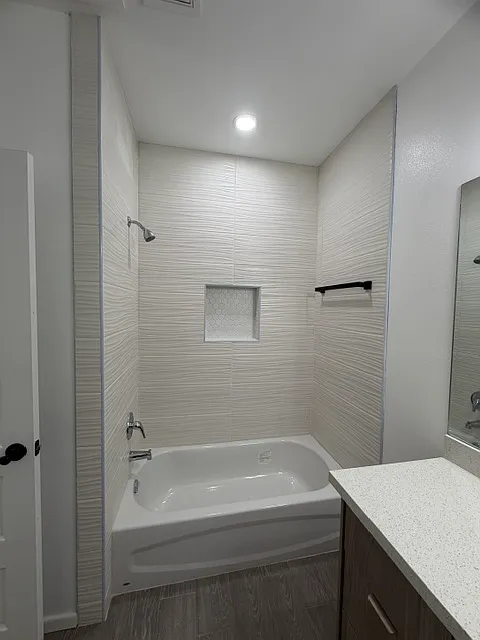 2 bed, 868 sqft, $1,200 — Photo 4