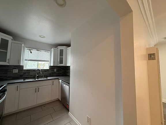 3rd image of 237 E Anaheim St #3
