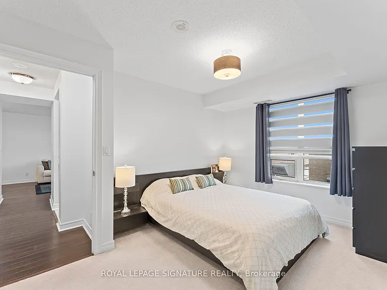 212 Eglinton Ave E #1411 — Photo 14