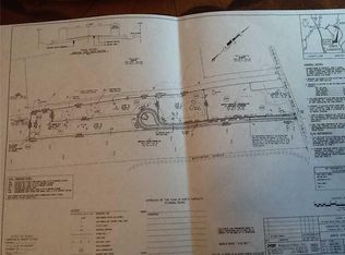 2 Cribstone Dr, North Yarmouth, ME 04097