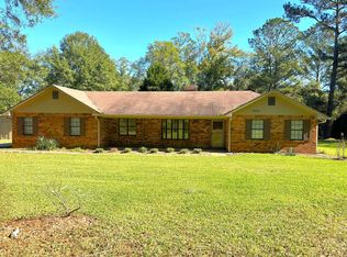 1002 Tennessee St, McComb, MS 39648