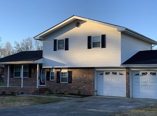 123 Cedar Grove Ln, Fort Oglethorpe, GA 30742