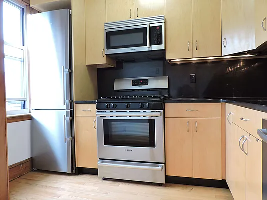 Rented by Brown Harris Stevens | media 18