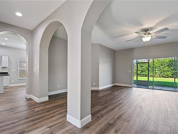 5th image of 1225 Selbydon Way