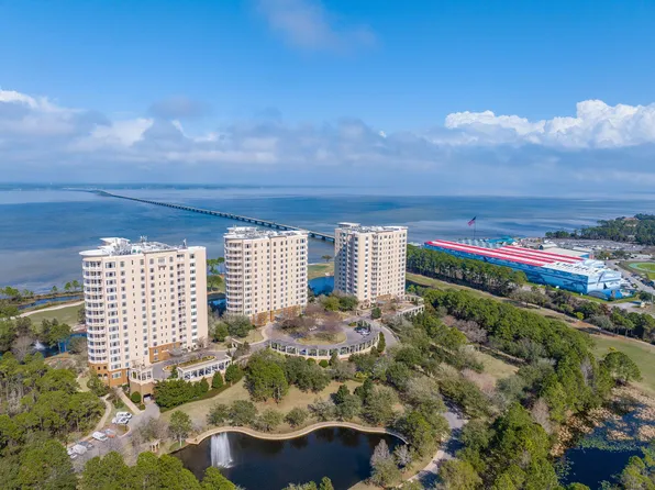 408 Kelly Plantation Dr Unit 611, Destin, FL 32541
