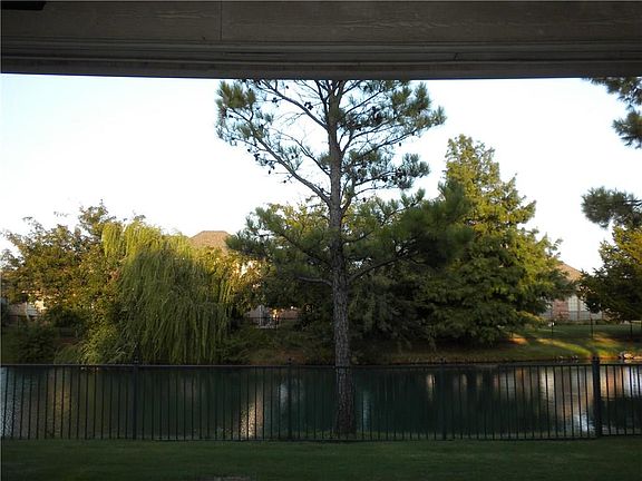 2nd image of 10608 Shoreside Dr