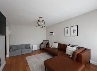 (Undisclosed Address), Island Park, NY 11558