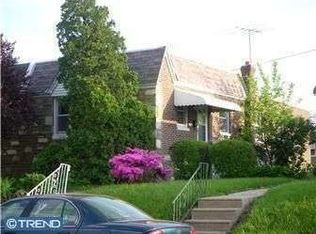 1712 Fox Chase Rd, Philadelphia, PA 19152