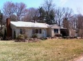 13 Edith Ln, Norwalk, CT 06851