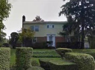 46-44 Hanford St #1, Little Neck, NY 11362