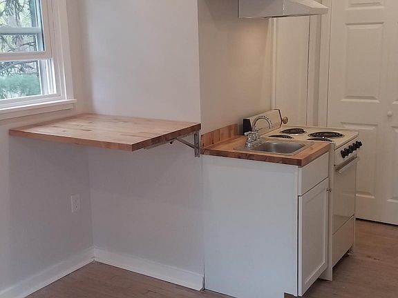 3rd image of 18 Providence Pl #7