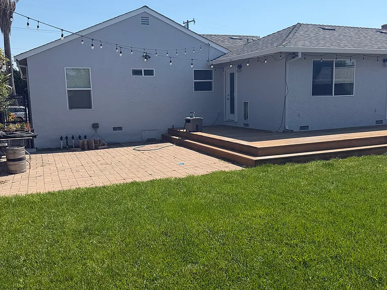 16944 Los Reyes Ave — Photo 14