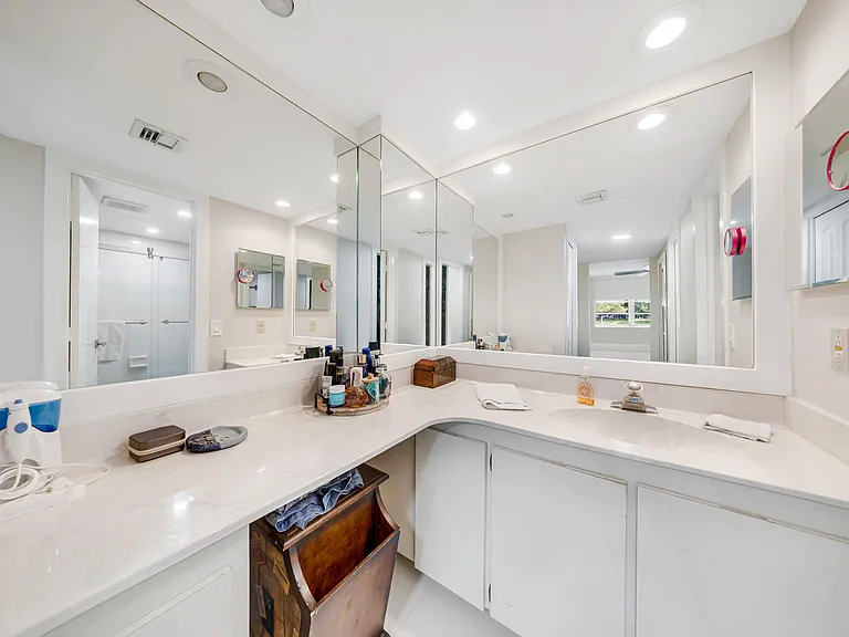 4261 W Palm Aire Dr #204 — Photo 30