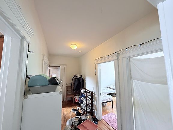 3rd image of 1822 Beacon St APT 6
