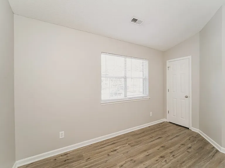 5746 Prescott Ct — Photo 16
