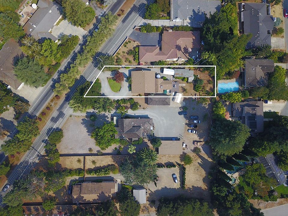 1st image of 543 S El Monte Ave