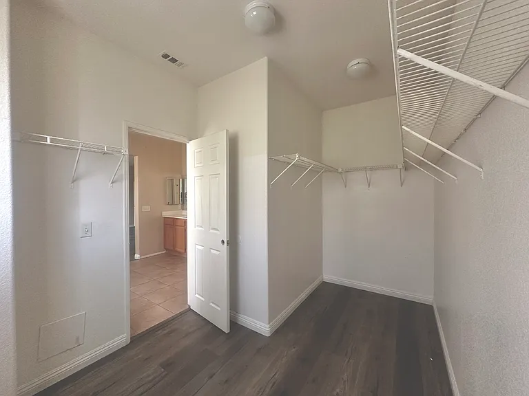 31731 Whitedove Ln — Photo 15