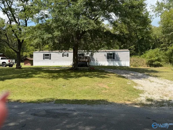 10149 County Road 30, Woodville, AL 35776