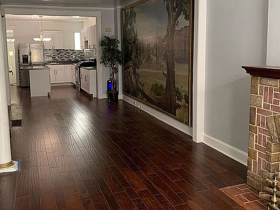 4th image of 717 N Linwood Ave