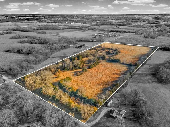 10155 Liv 233, Chillicothe, MO 64601