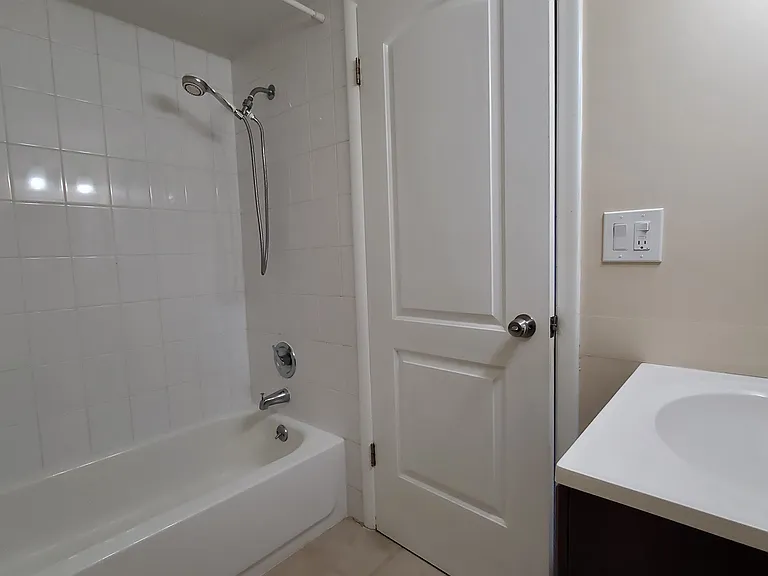 926 Dunlop Ave #308 — Photo 10