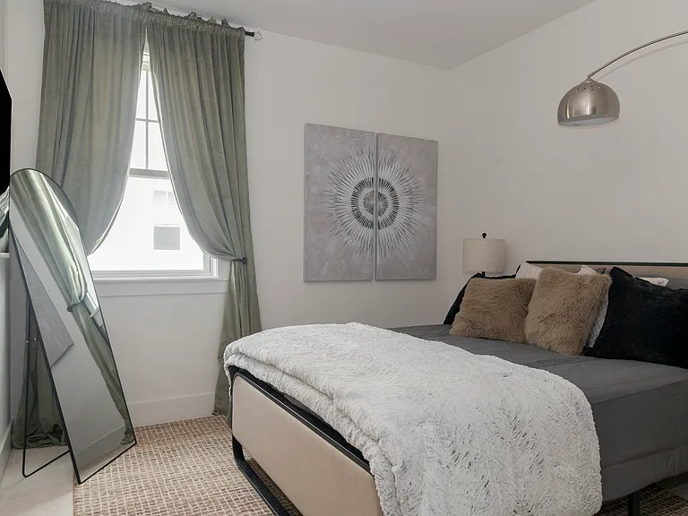 2048 Maple View Ln — Photo 43
