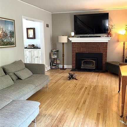 5th image of 33 Harvey Ave