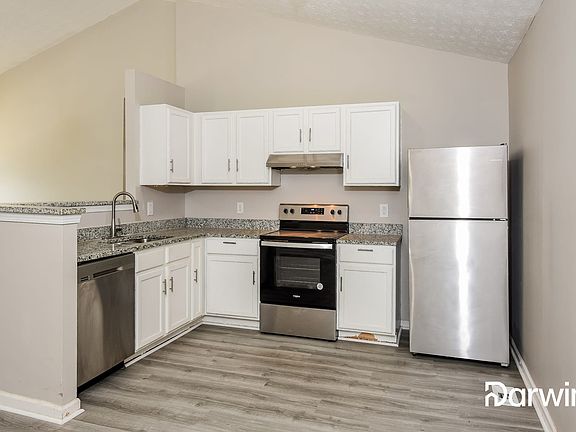 2nd image of 4139 Valley Glen Dr