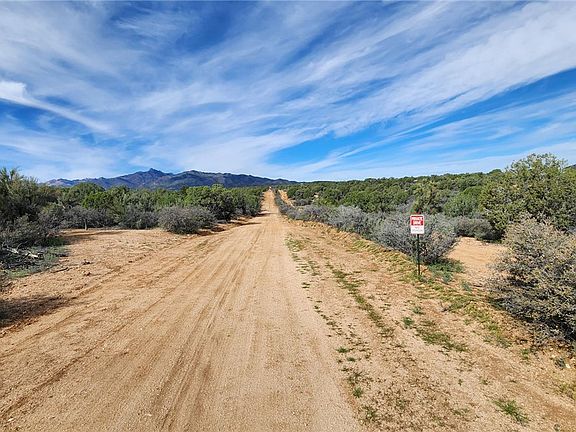 5th image of 10116 E Hidden Valley Rd