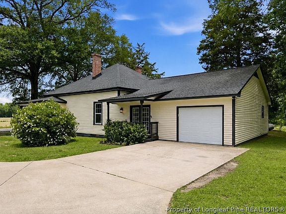 2nd image of 908 Middle Rd