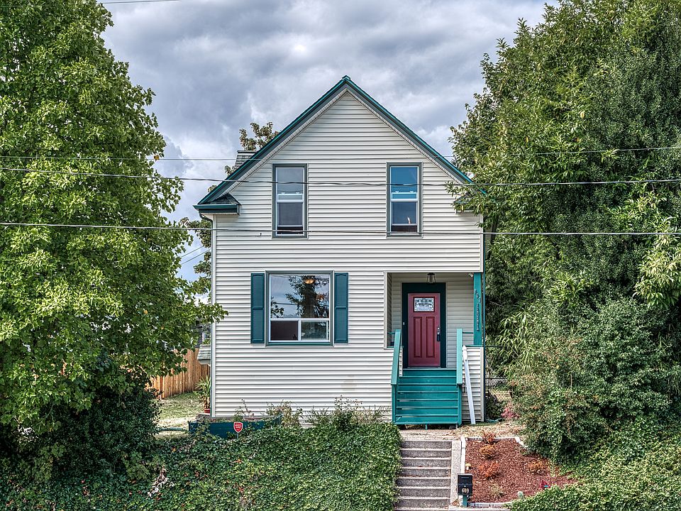 1st image of 609 Veneta Ave