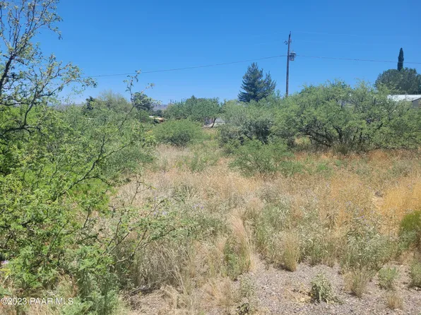 16533 S White Rock Ln, Cordes Lakes, AZ 86333